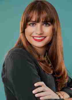 Haley Moss Esq - 2022 Impact Award - Invisible Disabilities Association