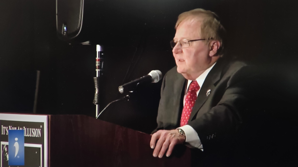 Dave Liniger - 2013 Corporate Award - Invisible Disabilities Association